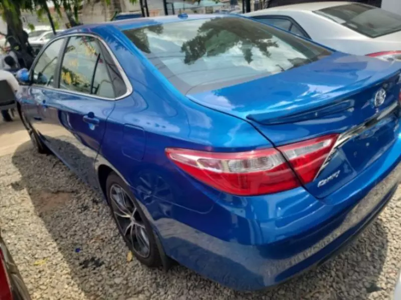 Toyota Camry   - 2017