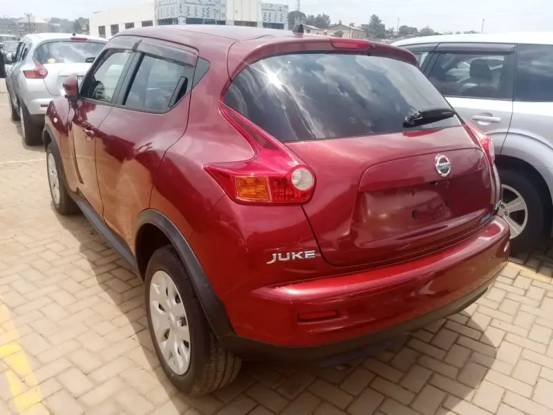Nissan Juke   - 2012