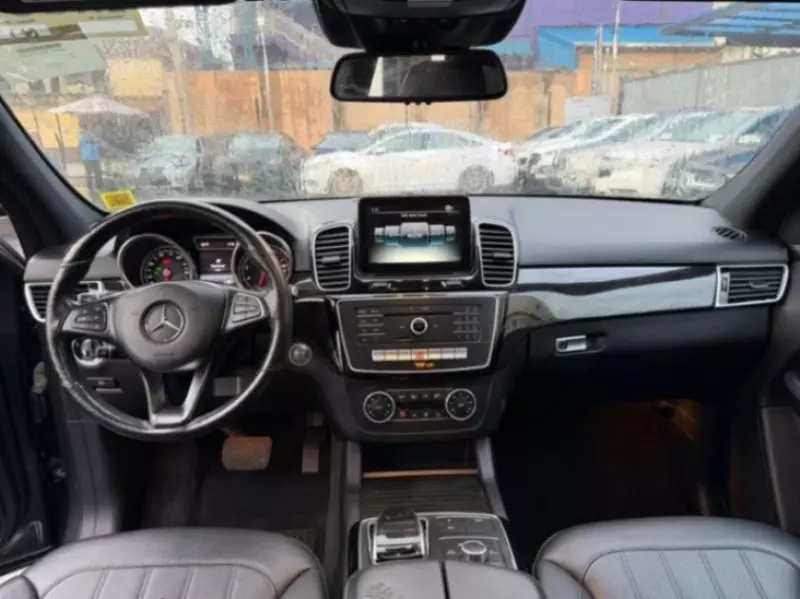 Mercedes-Benz GLE 350   - 2016