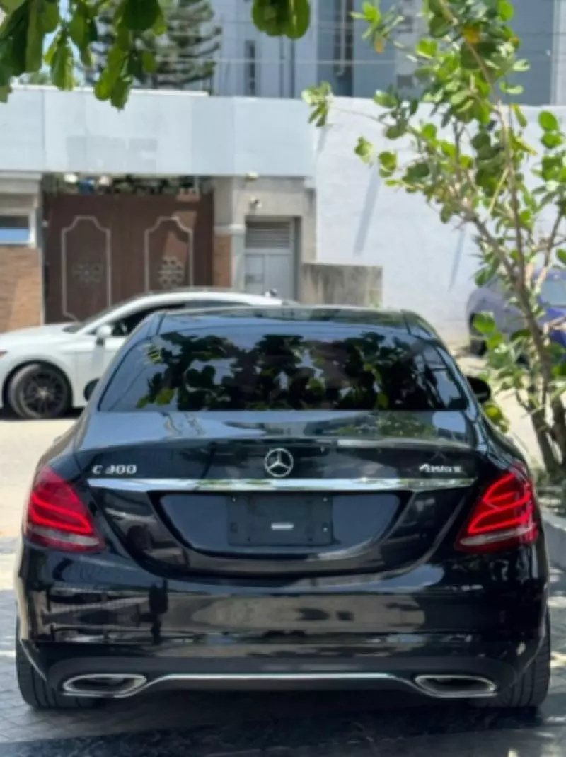 Mercedes-Benz C-Class   - 2015