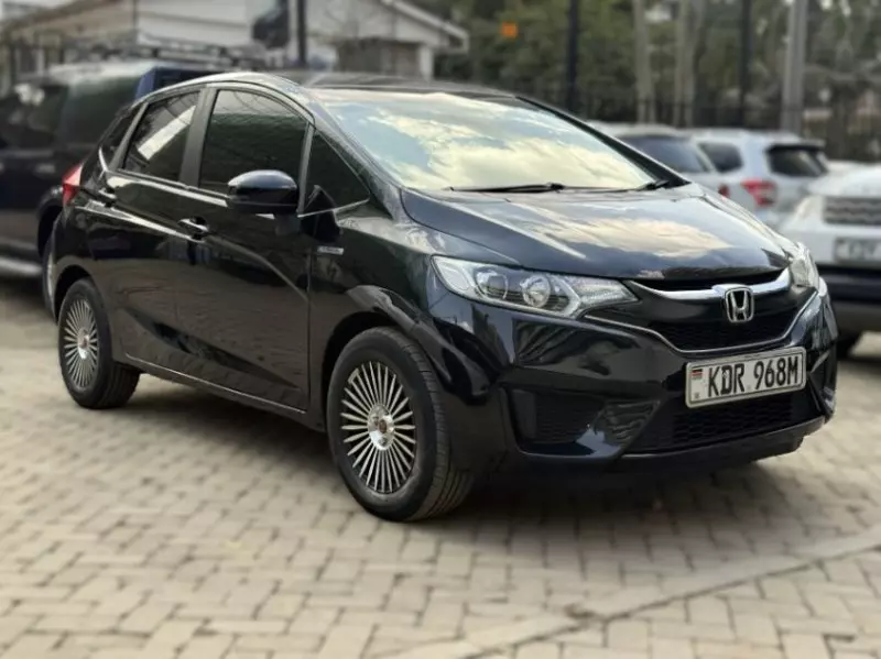Honda Fit Hybrid    - 2017
