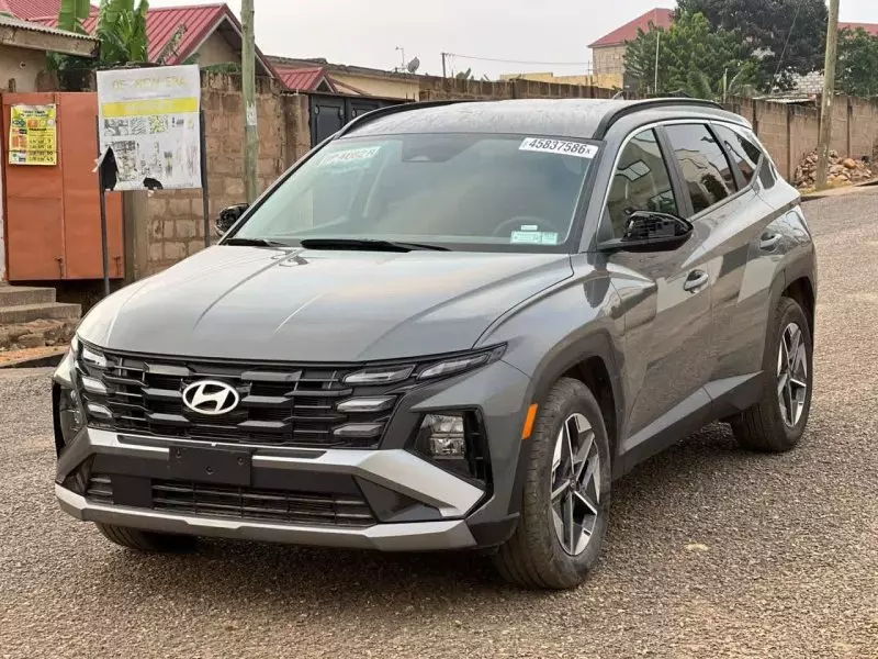 Hyundai TUCSON 2.4L 4x2 GLS   - 2025