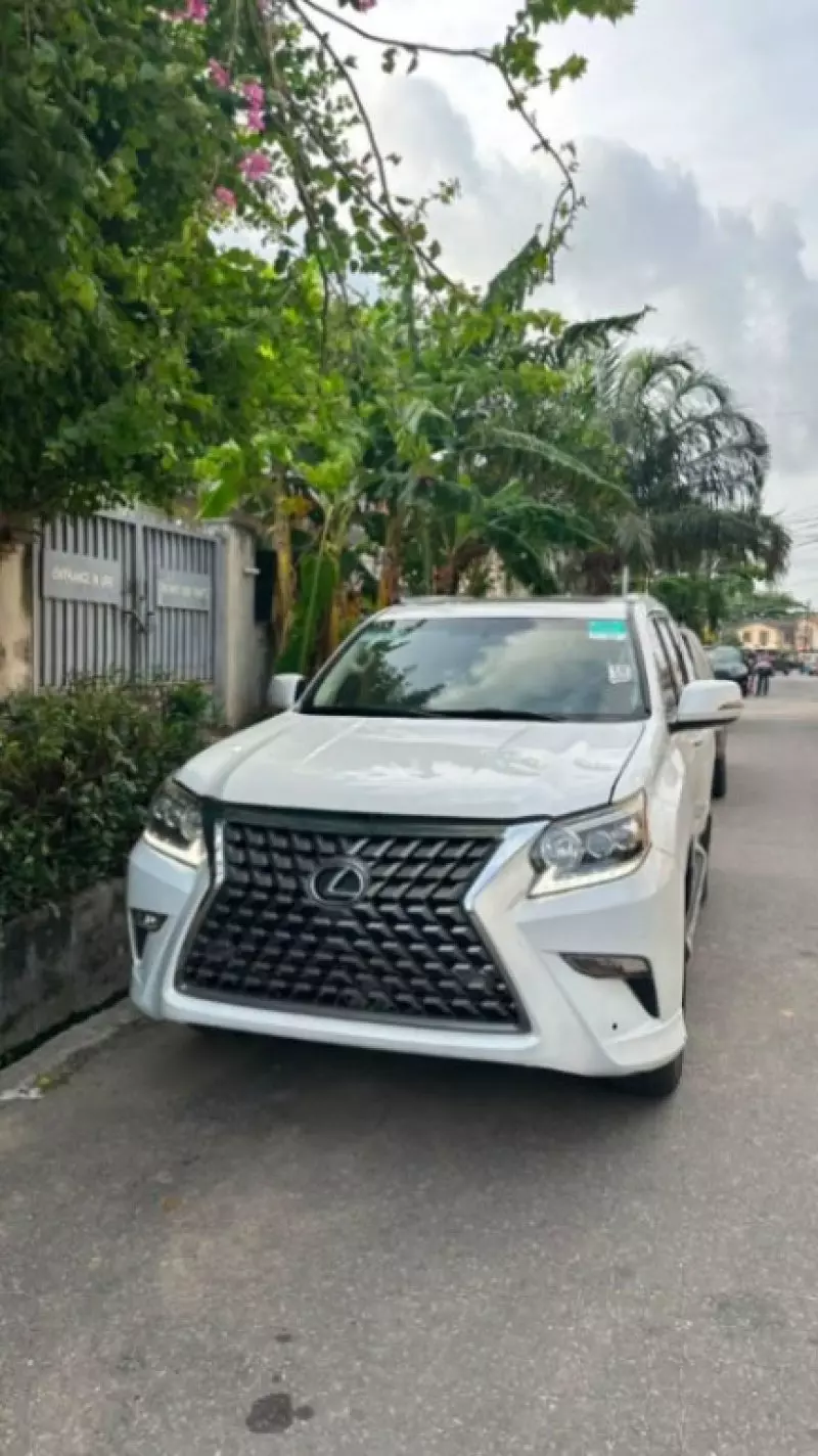 Lexus GX 460   - 2017
