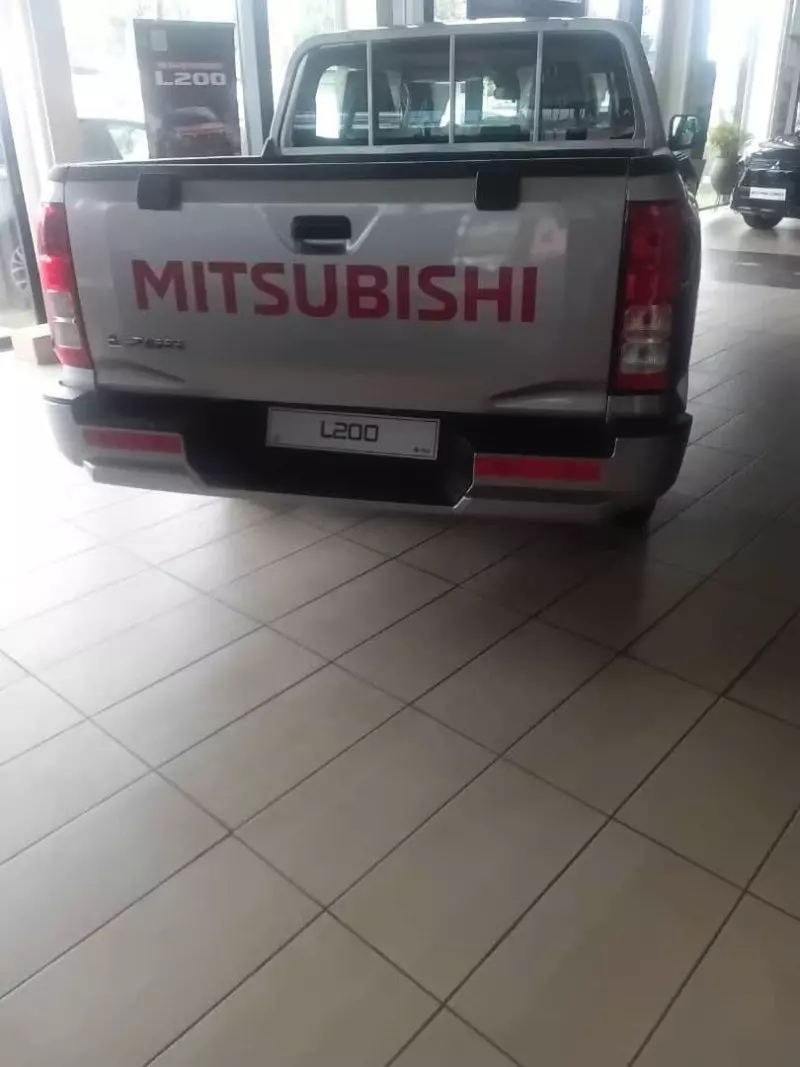Mitsubishi L200 - 2025