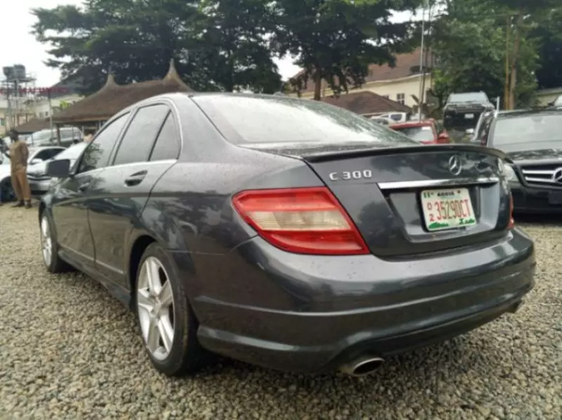 Mercedes-Benz C 300   - 2010