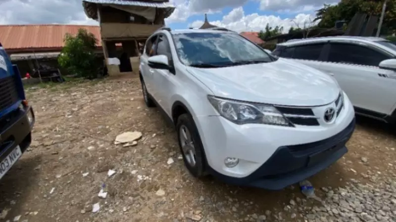 TOYOTA RAV 4   - 2015