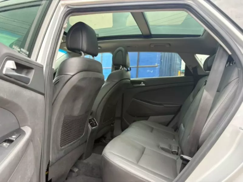 Hyundai Tucson   - 2016