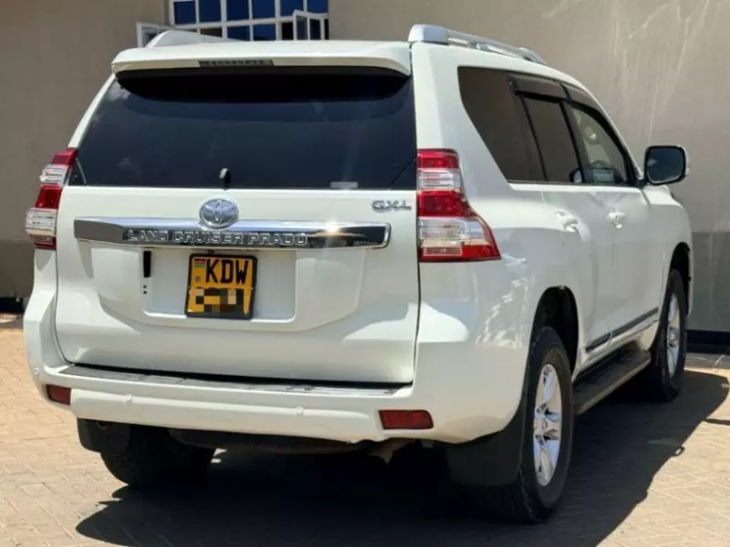 Toyota Landcruiser Prado   - 2014