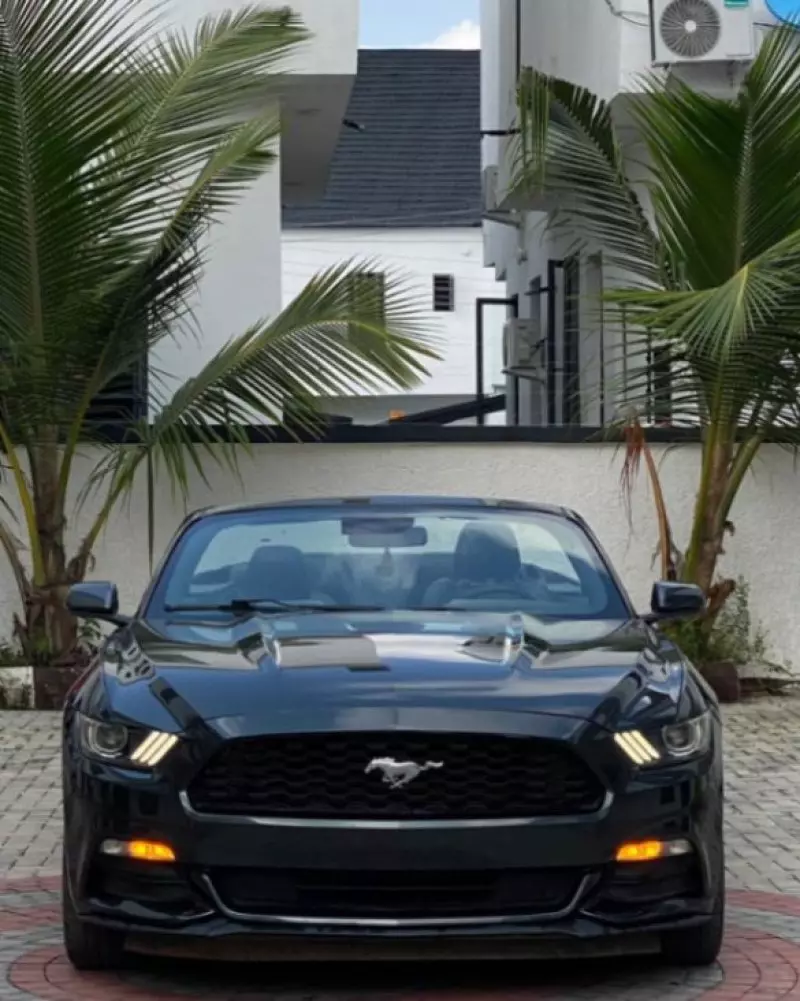 Ford Mustang   - 2016
