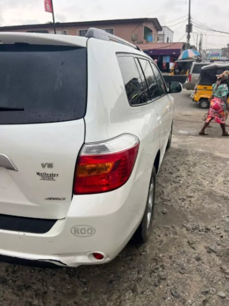 Toyota Highlander - 2009