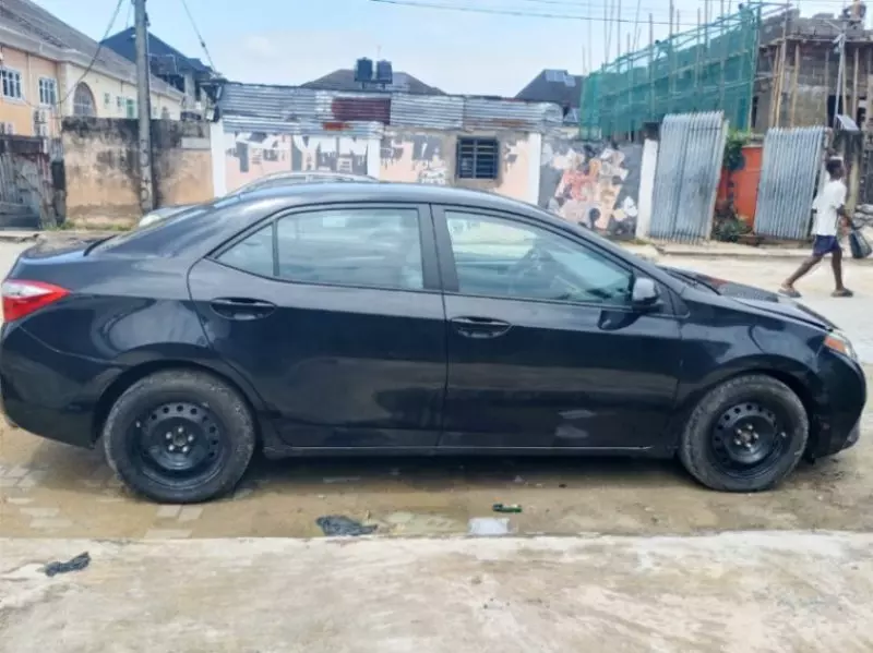 TOYOTA Corolla   - 2014