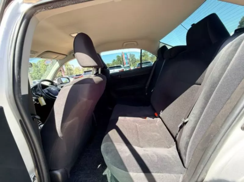 Toyota Axio hybrid    - 2018