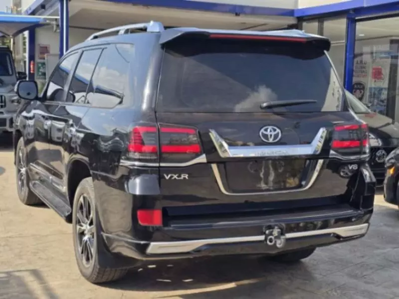 Toyota Land Cruiser   - 2014