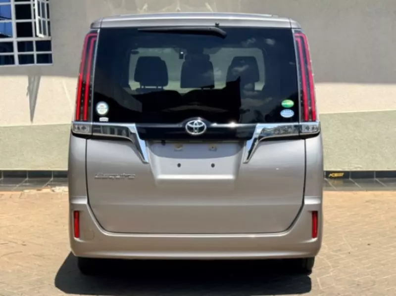 TOYOTA Noah   - 2018