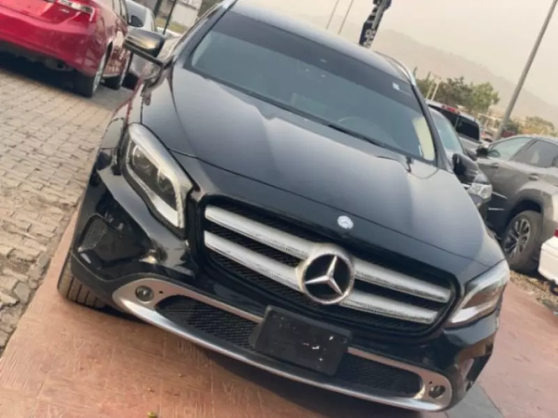 Mercedes-Benz GLA 250   - 2016