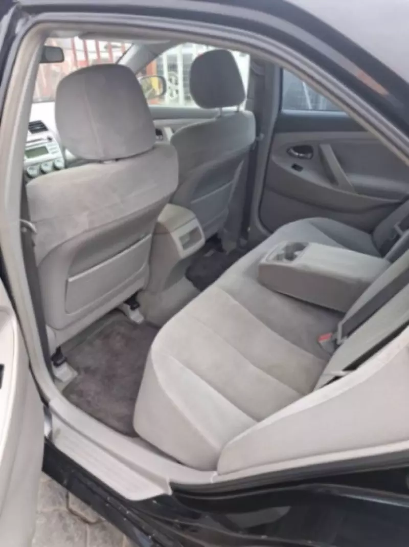 Toyota Camry   - 2009