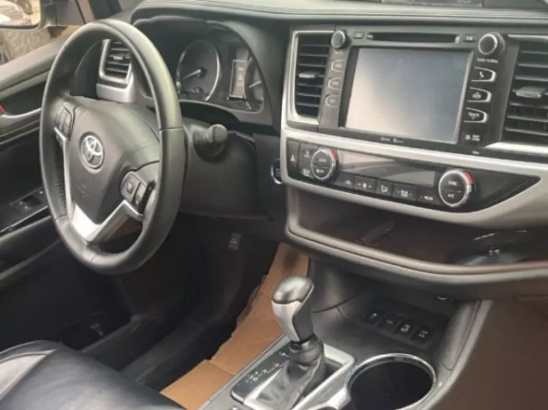 Toyota Highlander - 2016