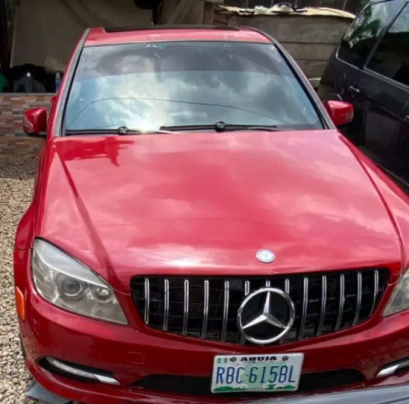 Mercedes-Benz C 300   - 2009