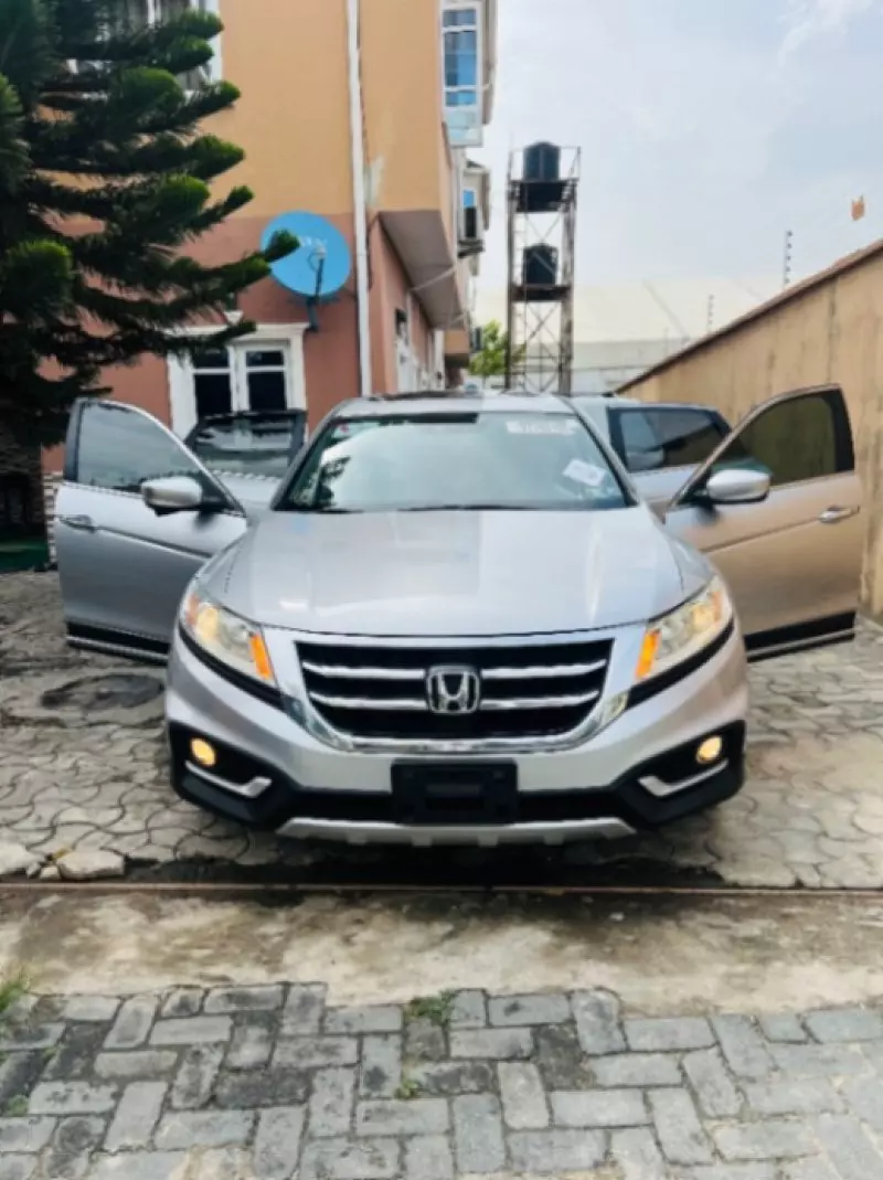 Honda Crosstour   - 2014