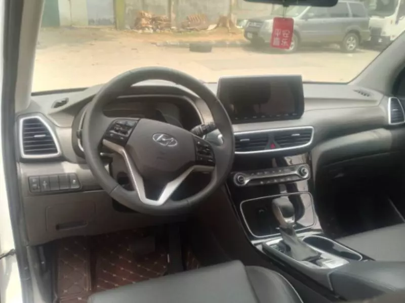 Hyundai Tucson   - 2019