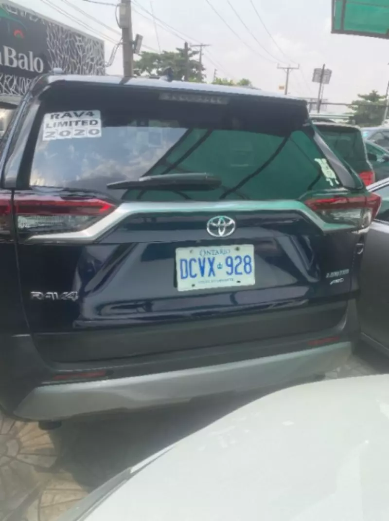 Toyota RAV 4   - 2020