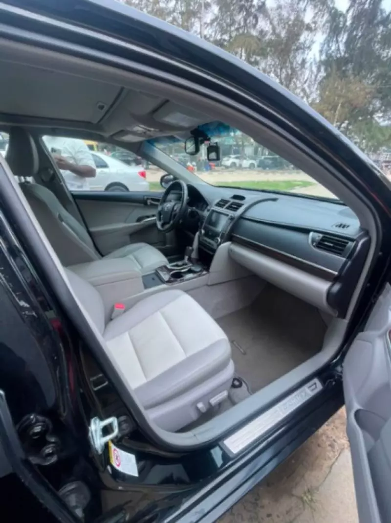 TOYOTA Camry   - 2012