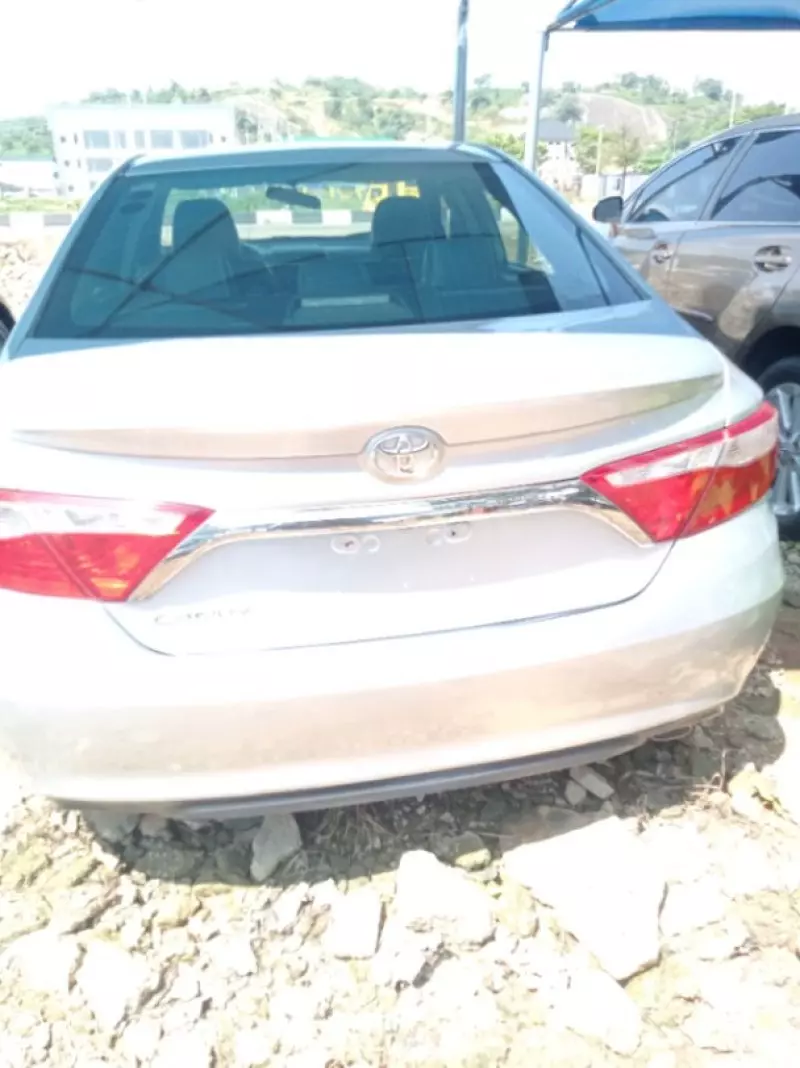 TOYOTA Camry   - 2015