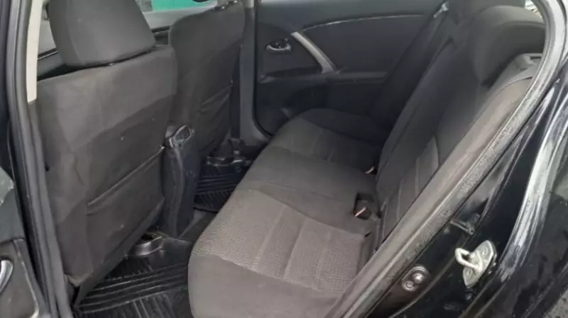 Toyota Avensis - 2013