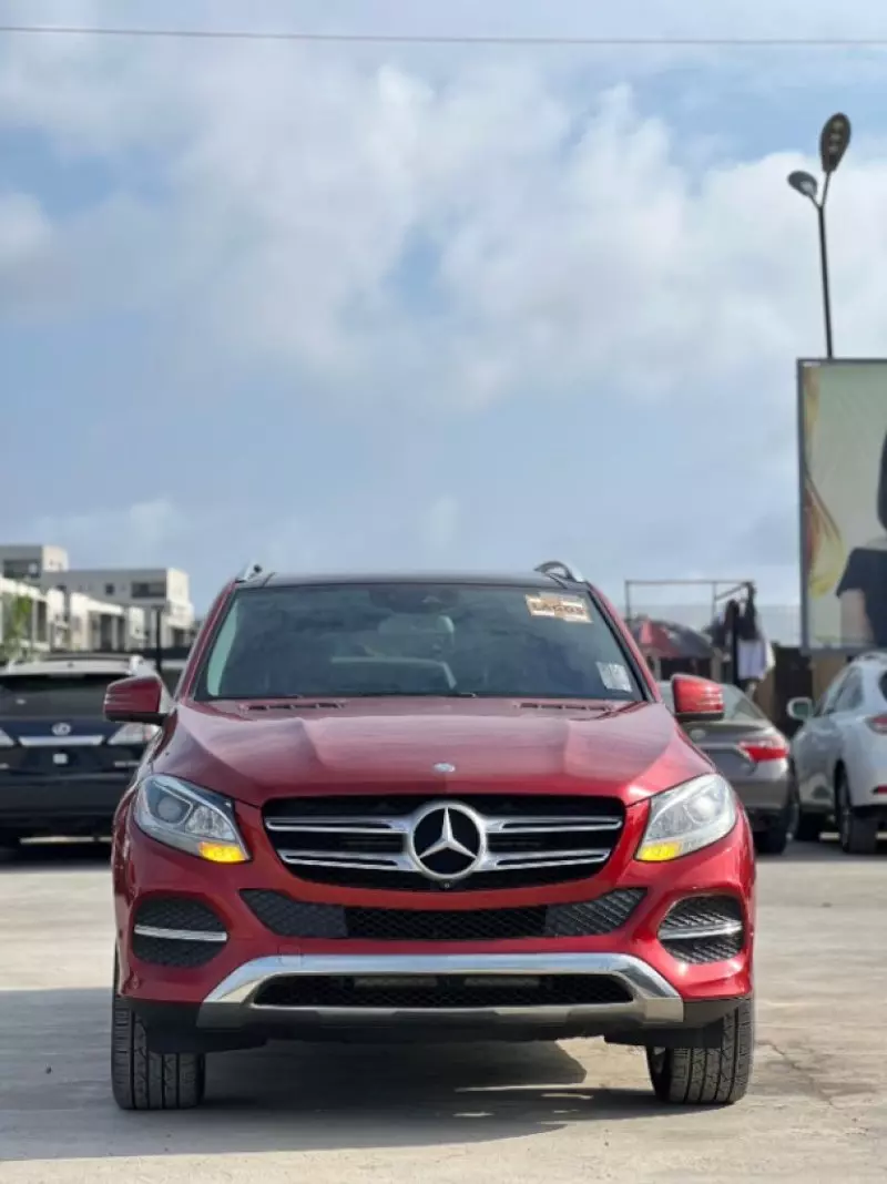 Mercedes-Benz GLE 350   - 2016