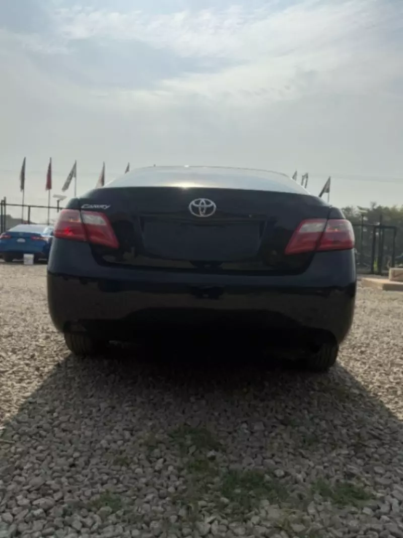Toyota Camry   - 2008