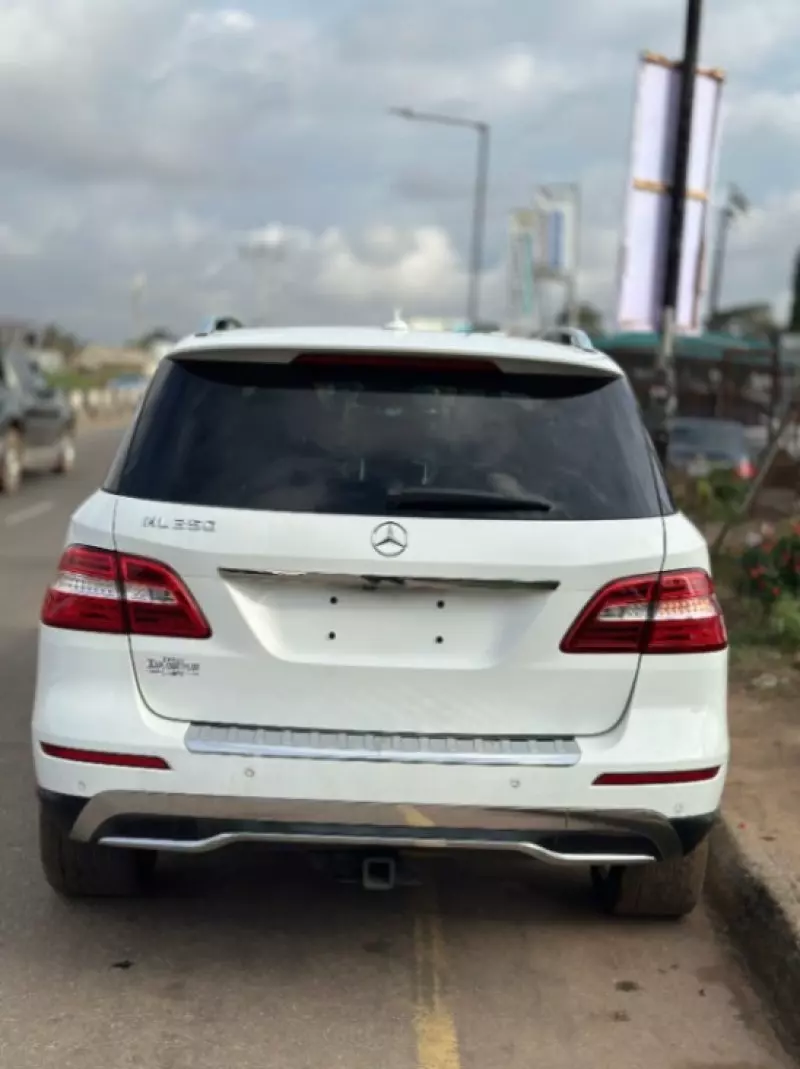 Mercedes-Benz ML 350   - 2013