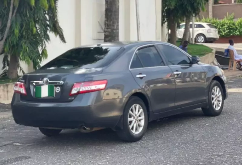 TOYOTA Camry   - 2011