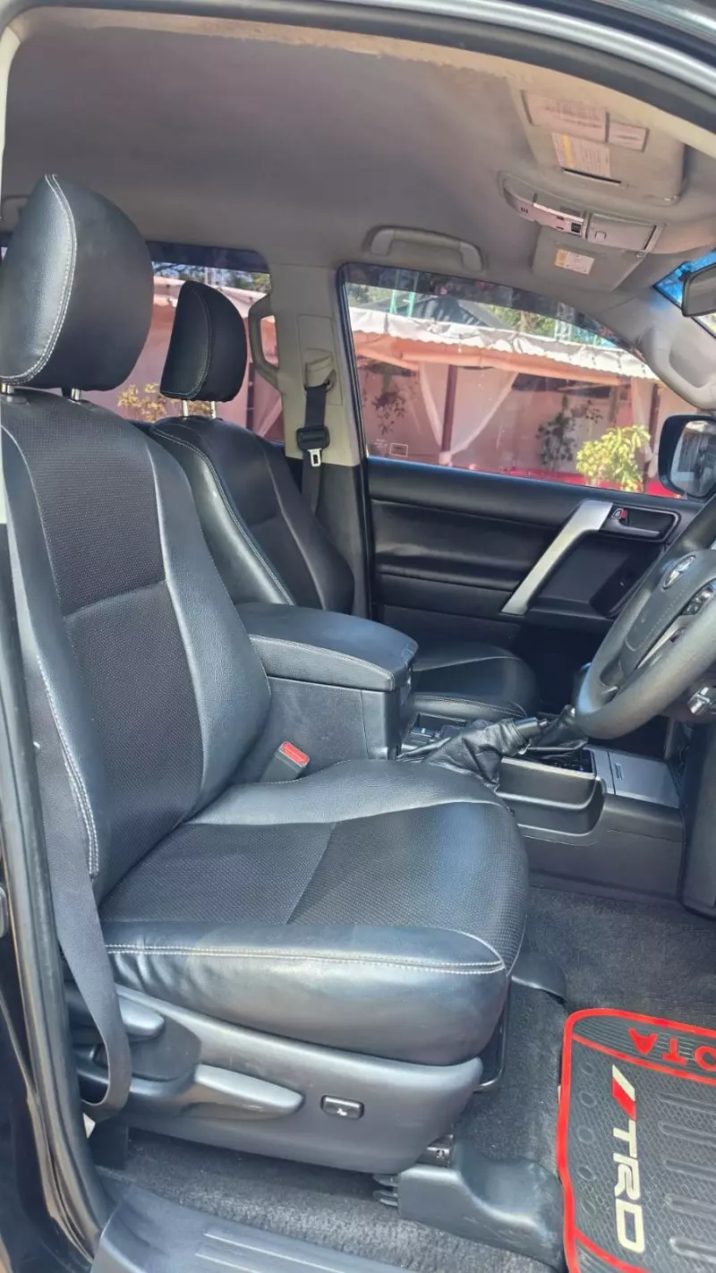 TOYOTA Land Cruiser Prado   - 2011