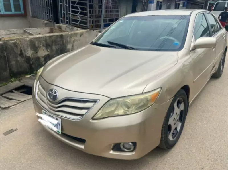 Toyota Camry   - 2008