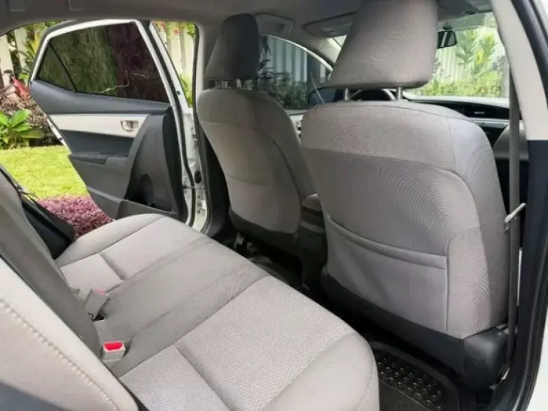 TOYOTA Corolla - 2013