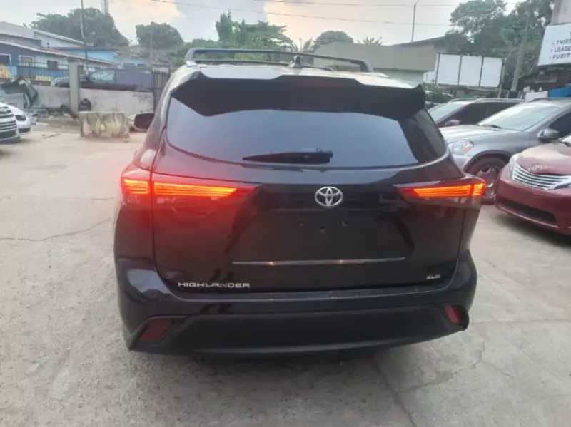 Toyota Highlander - 2020