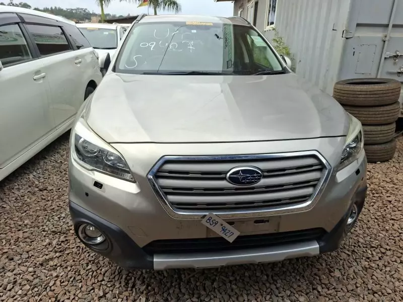 Subaru Outback   - 2015