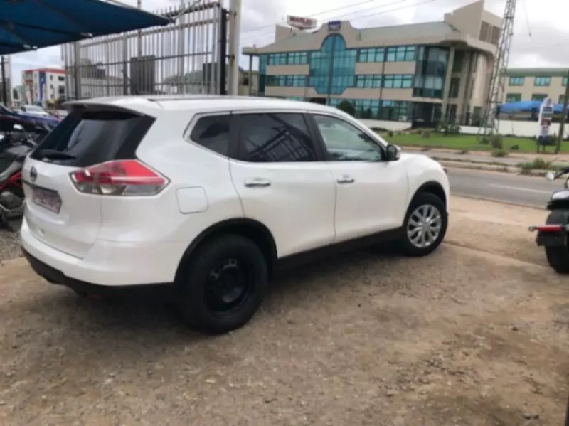 Nissan Rogue   - 2015