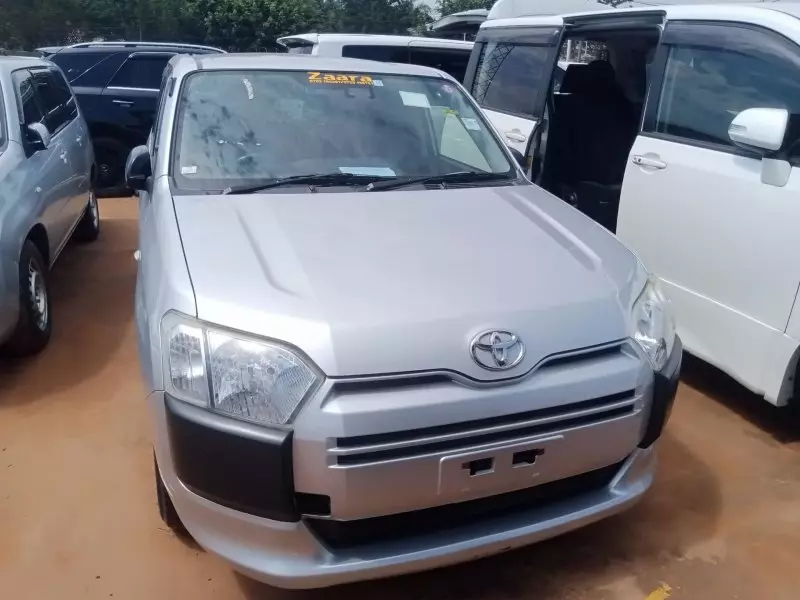 Toyota Probox    - 2016