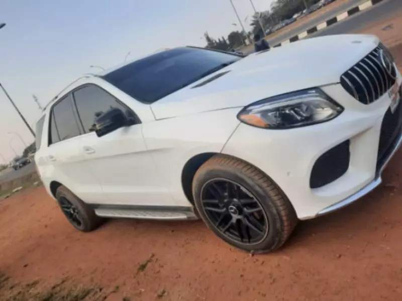 Mercedes-Benz GLE 350   - 2016