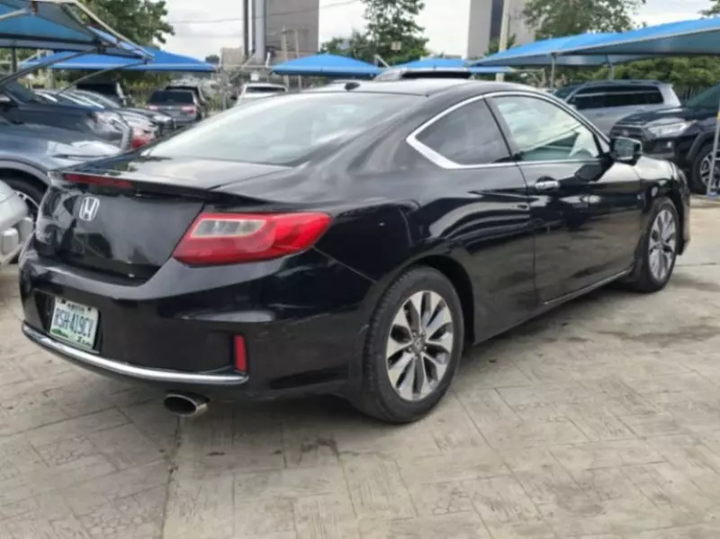 Honda Accord   - 2013