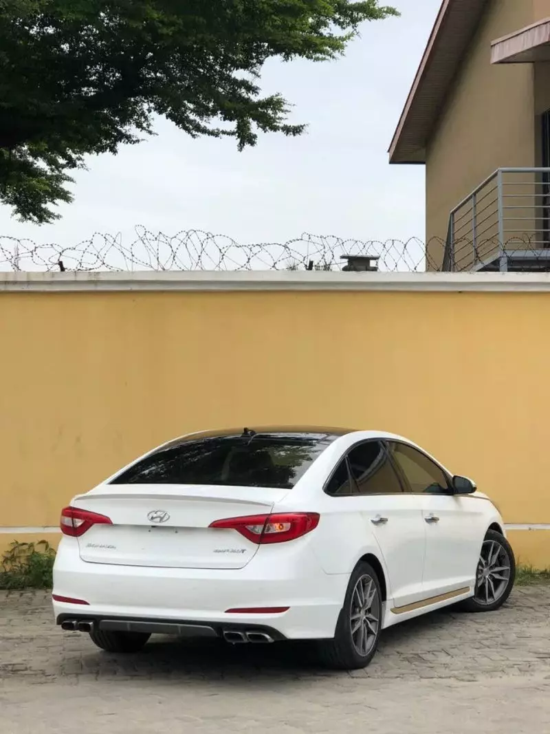 Hyundai SONATA 2,0L BVA GL   - 2015