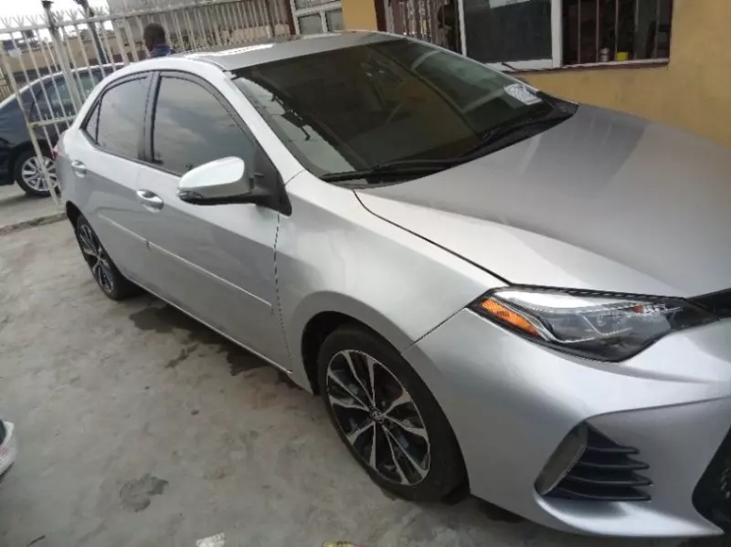 Toyota Corolla   - 2020