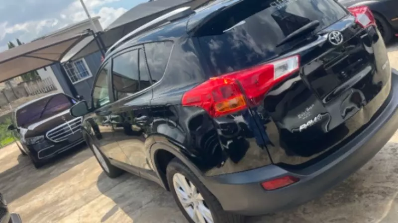 TOYOTA RAV 4   - 2013