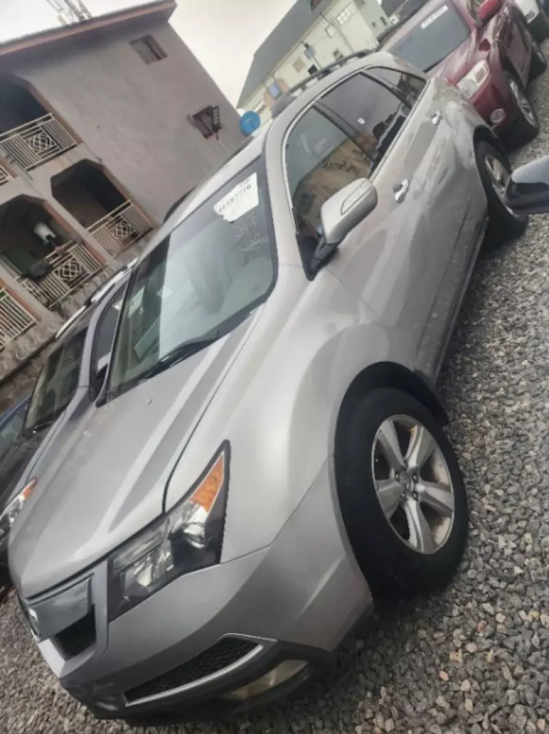 Acura MDX   - 2010
