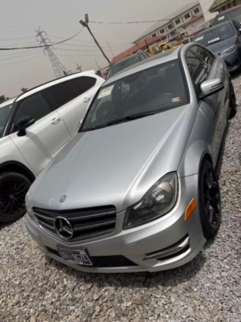 Mercedes-Benz C250   - 2013