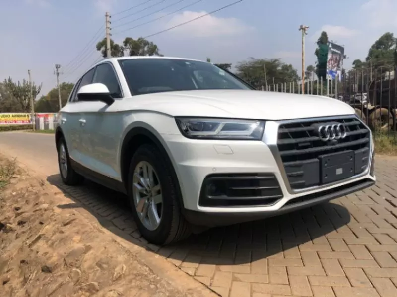 Audi Q5   - 2018