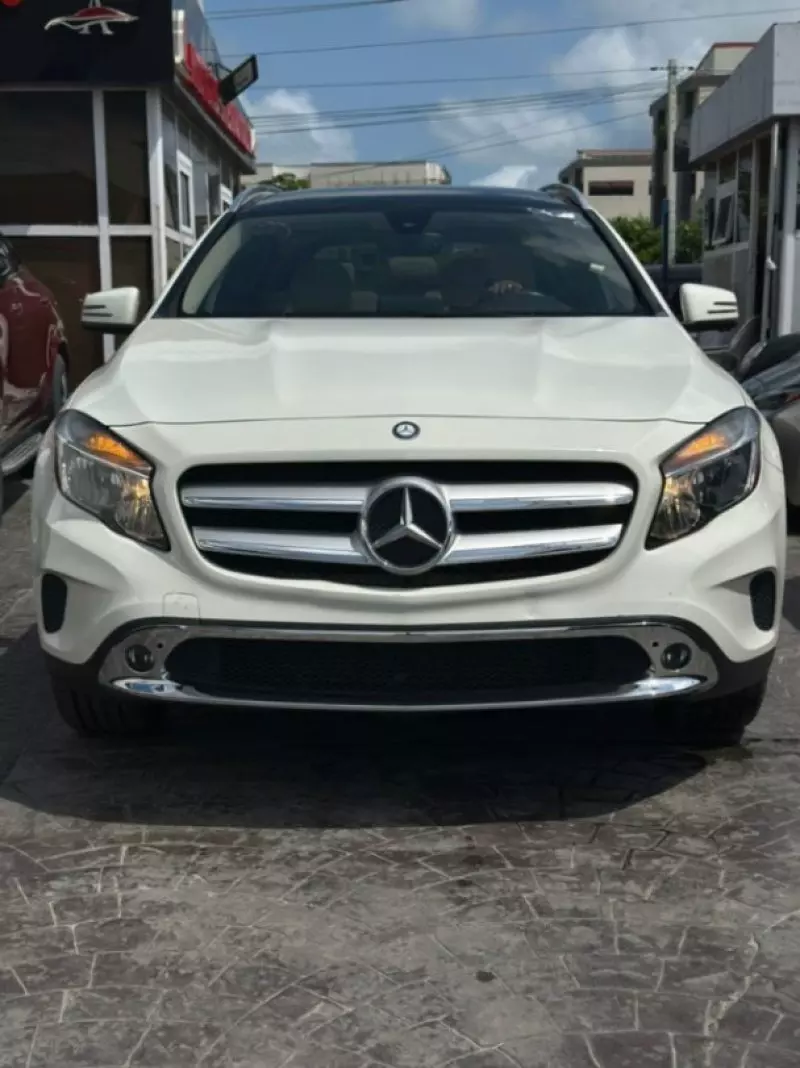 Mercedes-Benz GLA-Class - 2016