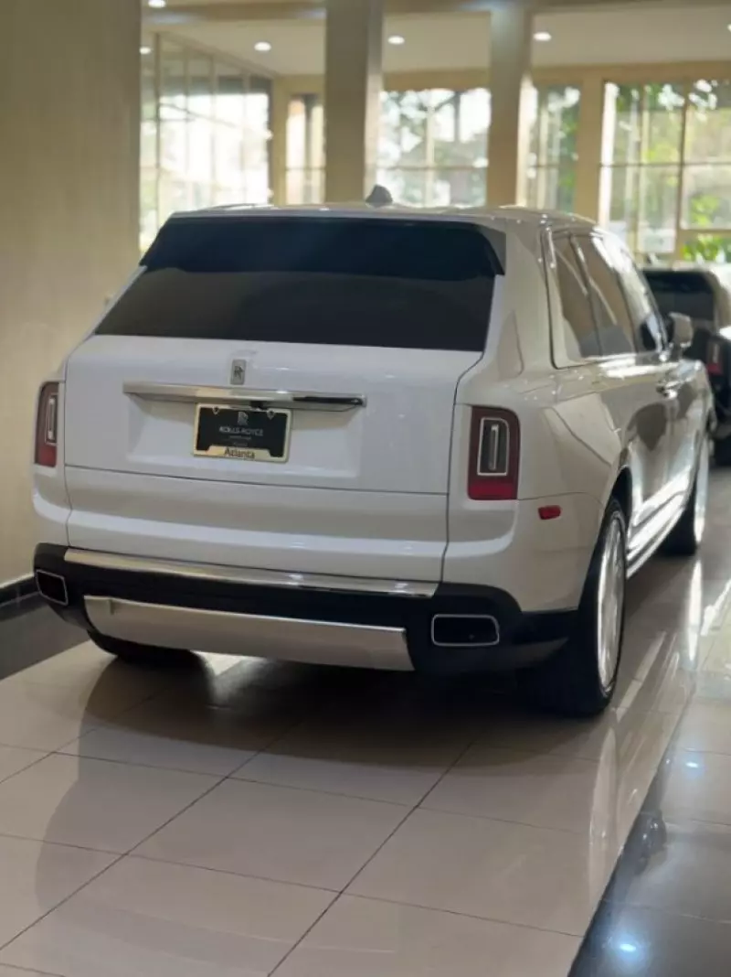 Rolls-Royce Cullinan - 2022