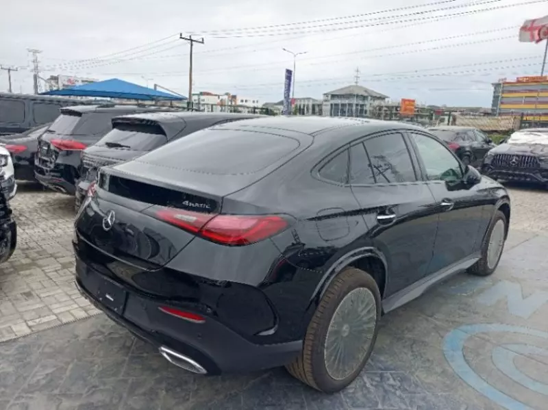 Mercedes-Benz GLC 300   - 2025